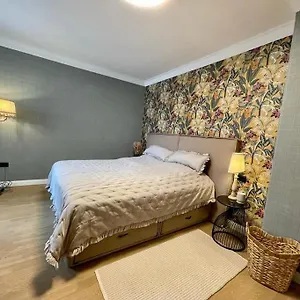  Apartment Luxury 2 Bedroom