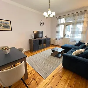  Apartment Citypulse In Ideal Center W Working Space